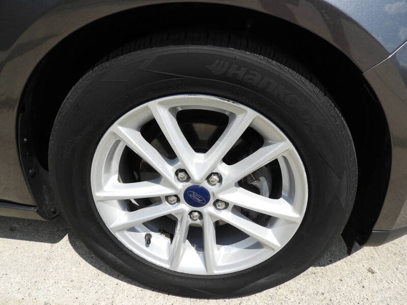 2017 Ford Focus SE
