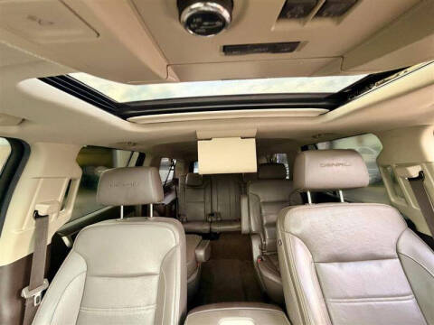 2017 GMC Yukon XL Denali