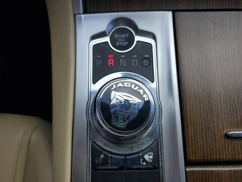 2015 Jaguar XF 2.0T Premium