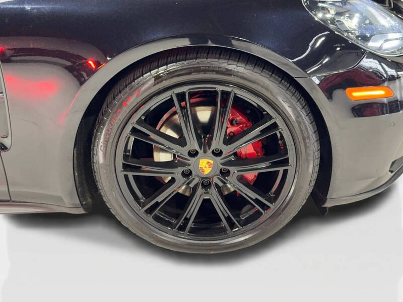 2018 Porsche Panamera