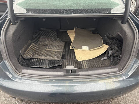 2009 Audi A4 2.0T quattro Premium Plus