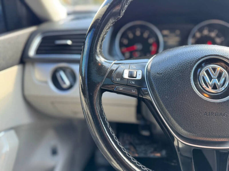 2019 Volkswagen Passat Wolfsburg