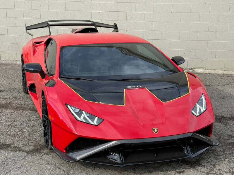 2022 Lamborghini Huracan STO