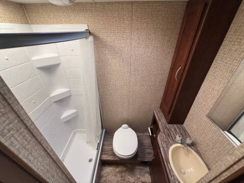 2015 Coachmen RV Pursuit 27KB