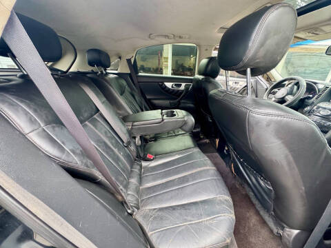 2012 Infiniti FX35