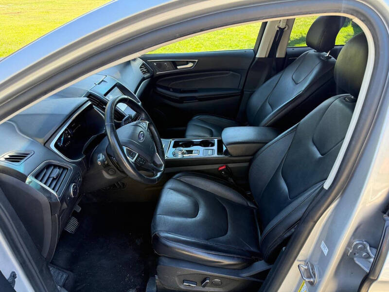 2019 Ford Edge Titanium