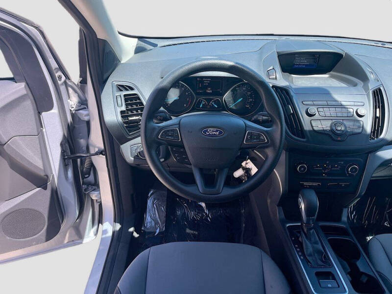 2019 Ford Escape S