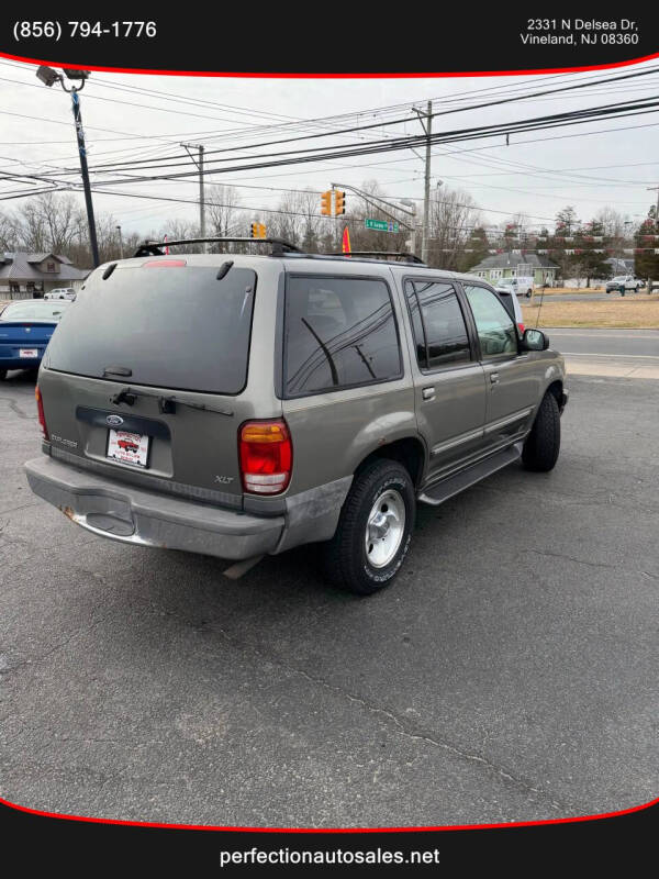 2001 Ford Explorer XLT