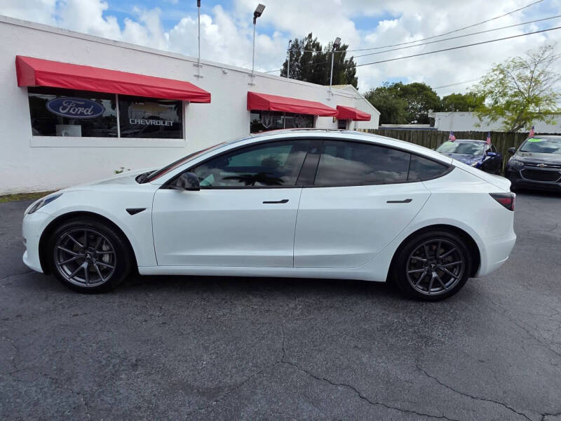 2022 Tesla Model 3 Long Range