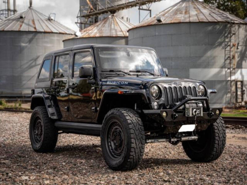 2015 Jeep Wrangler Unlimited Rubicon's photo