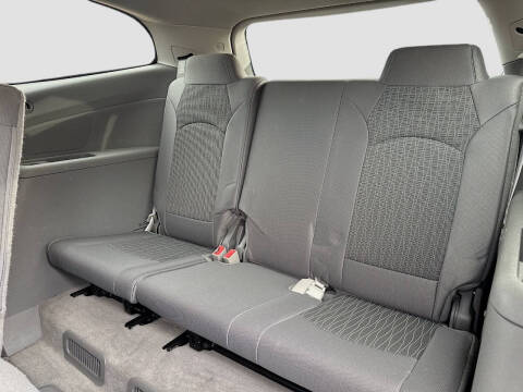 2016 Chevrolet Traverse LS