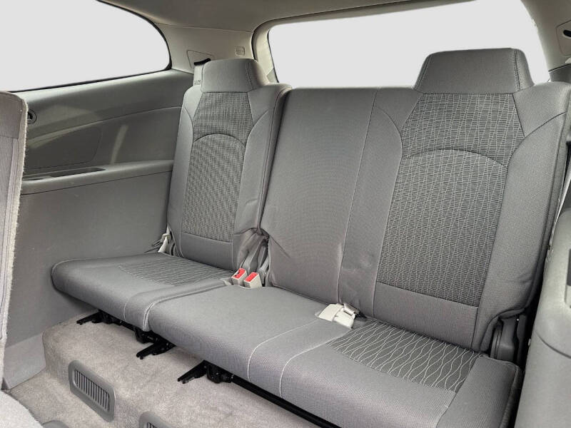 2016 Chevrolet Traverse LS