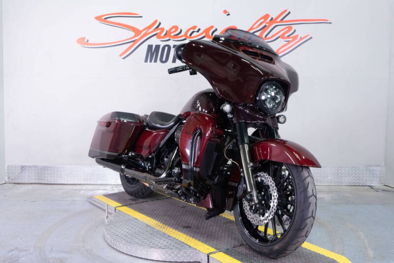 2019 Harley-Davidson CVO Street Glide