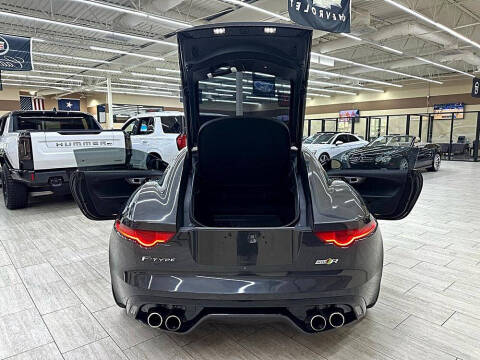 2016 Jaguar F-TYPE R