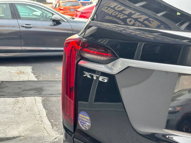2021 Cadillac XT6 Luxury