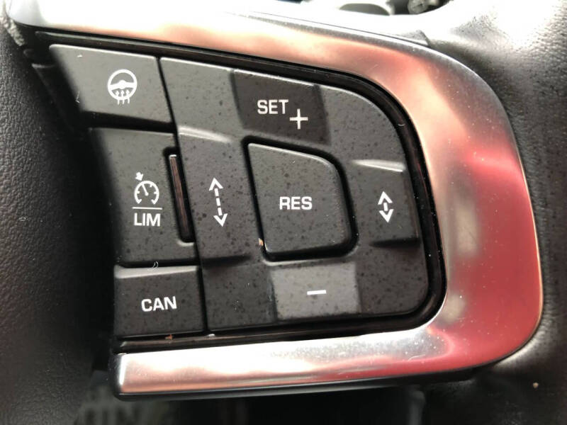 2019 Jaguar E-PACE P250 SE