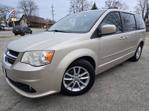 2013 Dodge Grand Caravan for sale at Car Castle in Zion IL