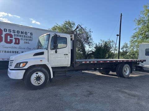 2005 Hino 268