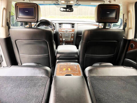 2015 Infiniti QX80