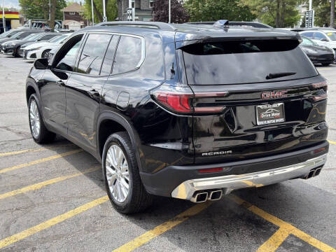2024 GMC Acadia Elevation