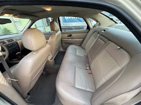 2005 Ford Taurus SEL