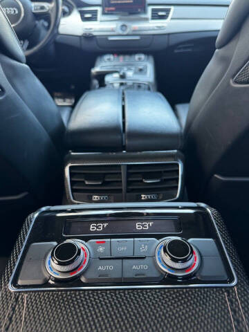 2014 Audi S8 4.0T quattro