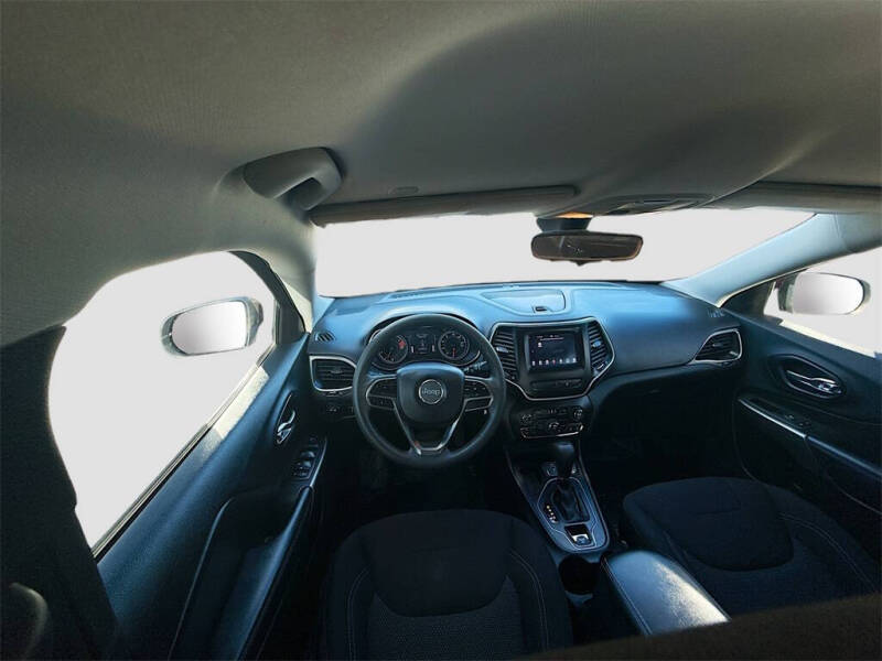 2021 Jeep Cherokee Latitude