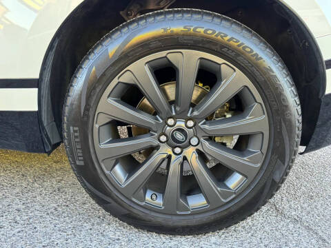 2018 Land Rover Range Rover Velar P250 R-Dynamic SE