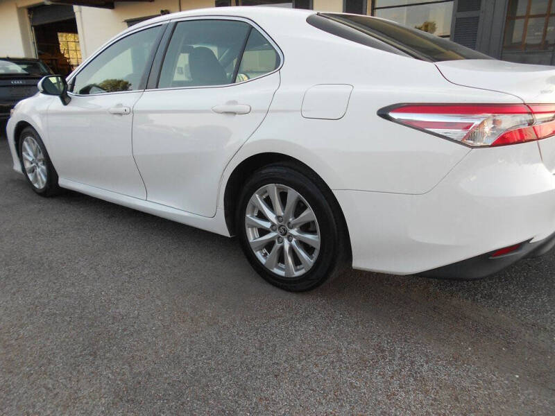 2018 Toyota Camry LE