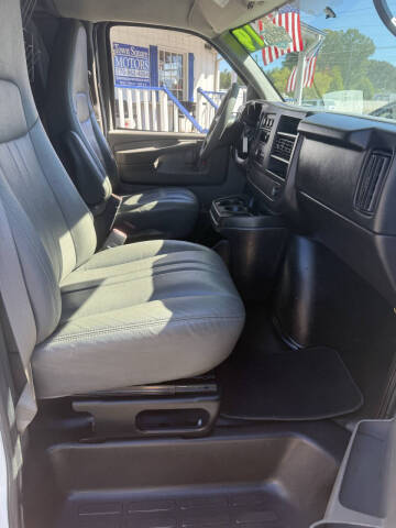 2014 Chevrolet Express 2500