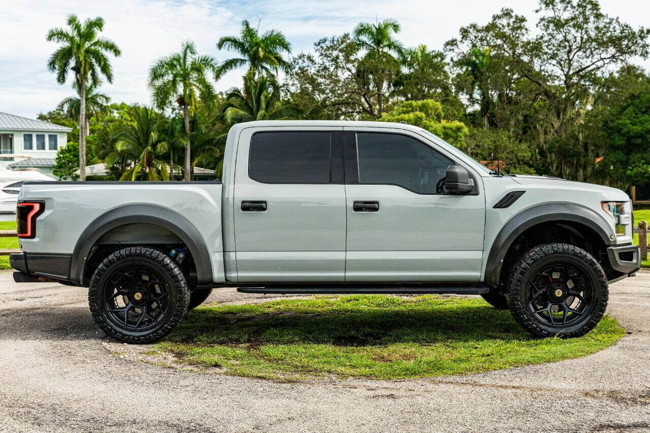 2017 FORD F-150 Pickup - $36,999