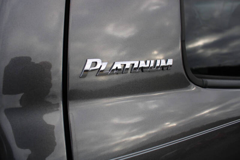 2013 Toyota Tundra Platinum