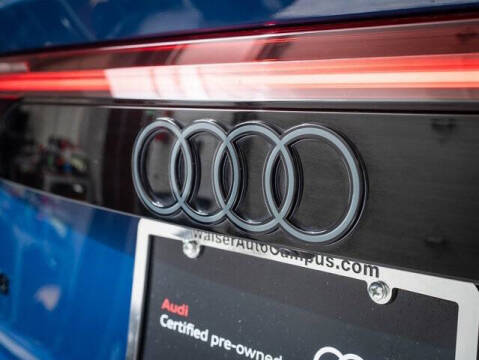 2024 Audi SQ8 4.0T quattro Premium Plus