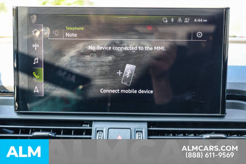 2022 Audi Q5 quattro Premium Plus 40 TFSI