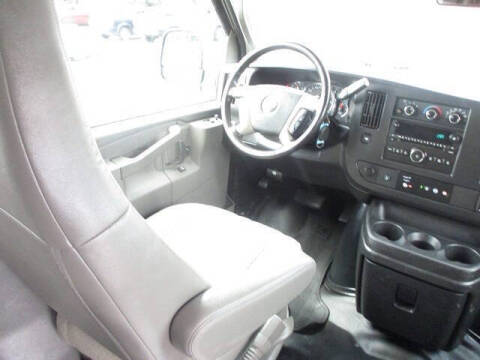 2017 Chevrolet Express LT 3500