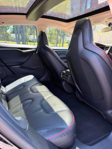 2013 Tesla Model S Performance