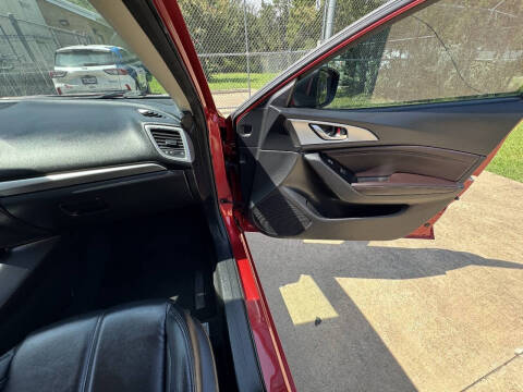 2018 Mazda MAZDA3 Touring