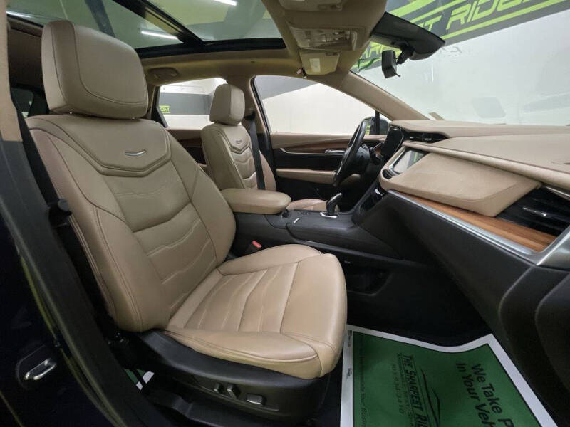 2018 Cadillac XT5 Platinum