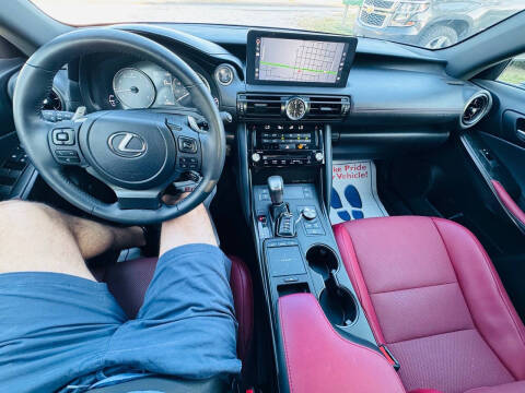 2023 Lexus IS 300