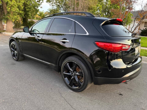 2015 Infiniti QX70