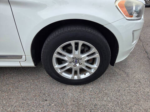 2015 Volvo XC60 T5 Premier