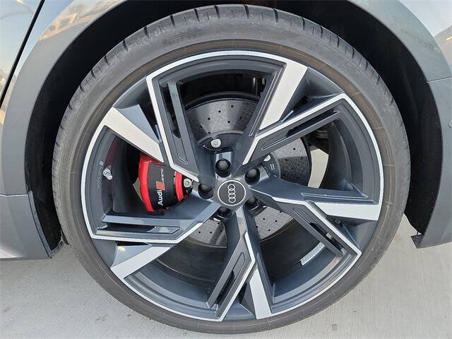 2023 Audi RS 6 Avant 4.0T quattro Avant