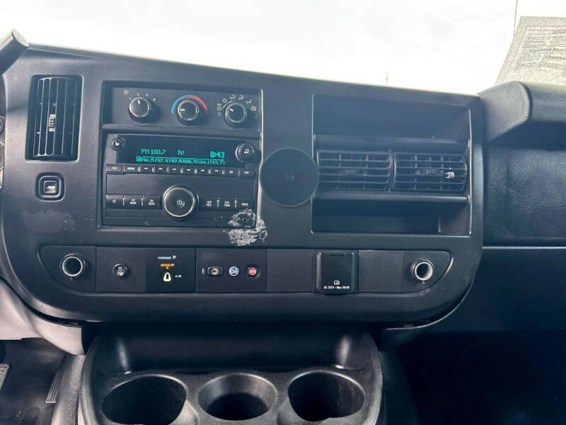 2017 Chevrolet Express 2500