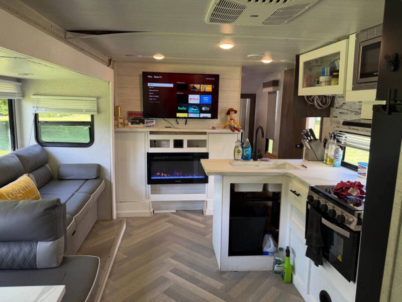 2021 Forest River SALEM CRUISE LITE 28VBXL
