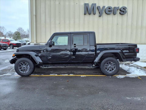 2025 Jeep Gladiator Sport S