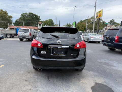 2013 Nissan Rogue SV w/SL Package