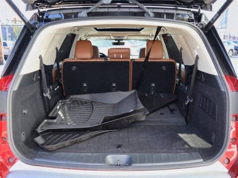 2023 Nissan Pathfinder Platinum