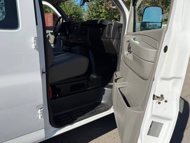 2014 Chevrolet Express 2500