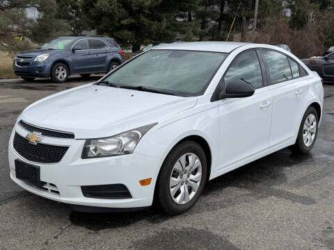 2013 Chevrolet Cruze for sale at Thompson Motors in Lapeer MI