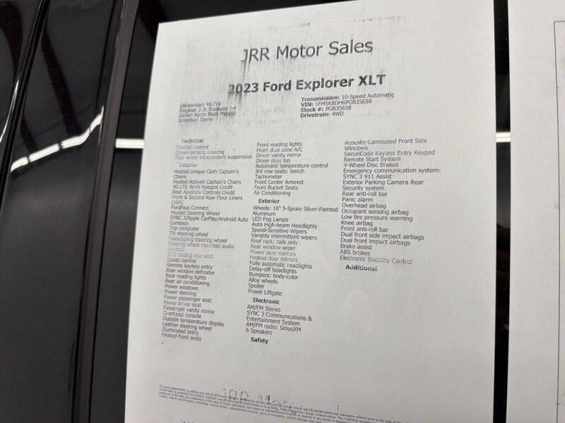 2023 Ford Explorer XLT